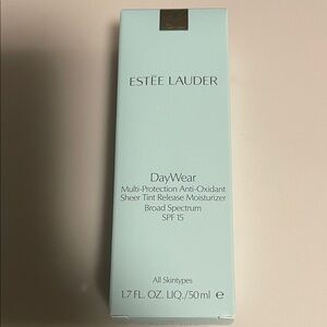 Estee Lauder DayWear Moisturizer 1.7 oz